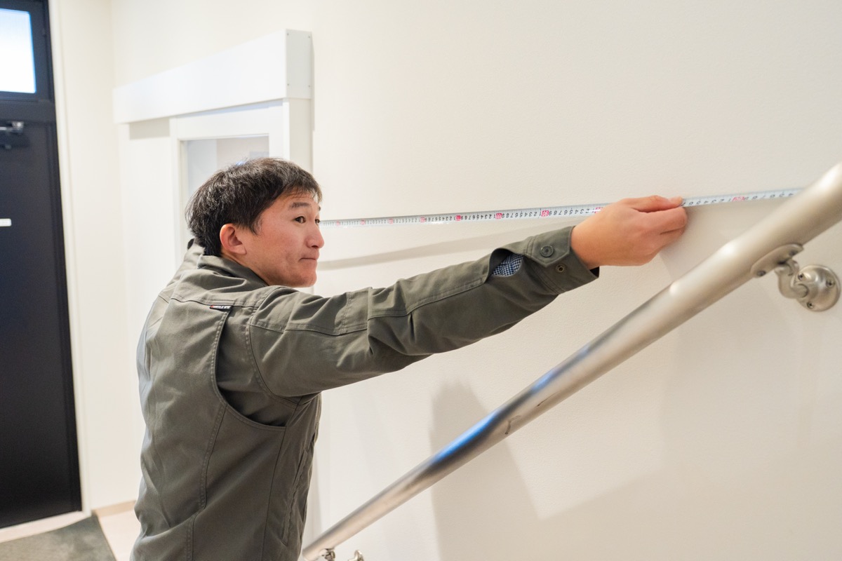 現場での計測作業